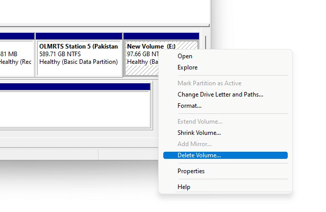 delete partition on Windows 11